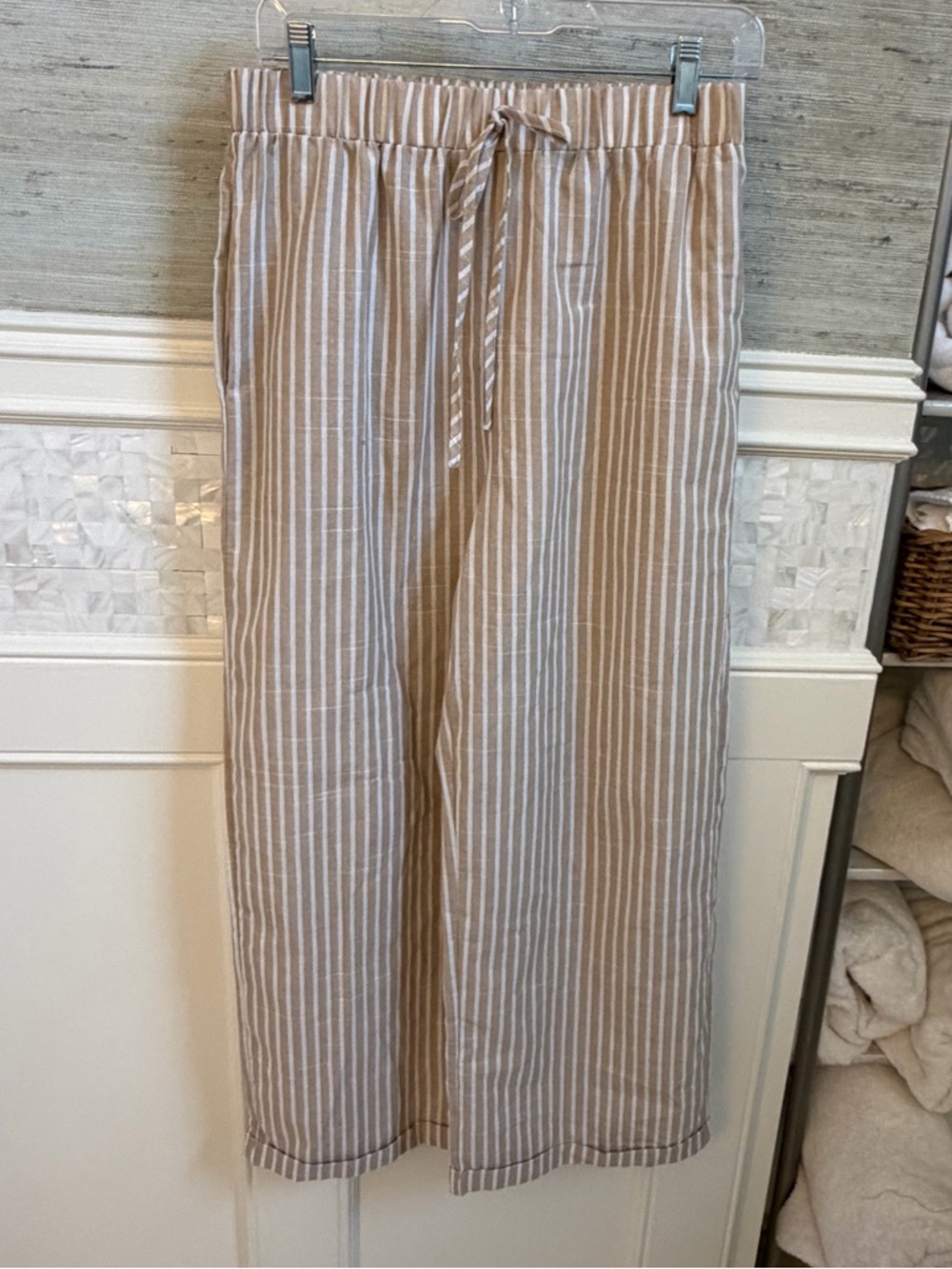 New Large fits medium SHEIN wide leg summer pants Beige tan White Stripe elastic